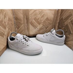Nike Women's SB Check Skate Silver Shoes Size 8.5.  595